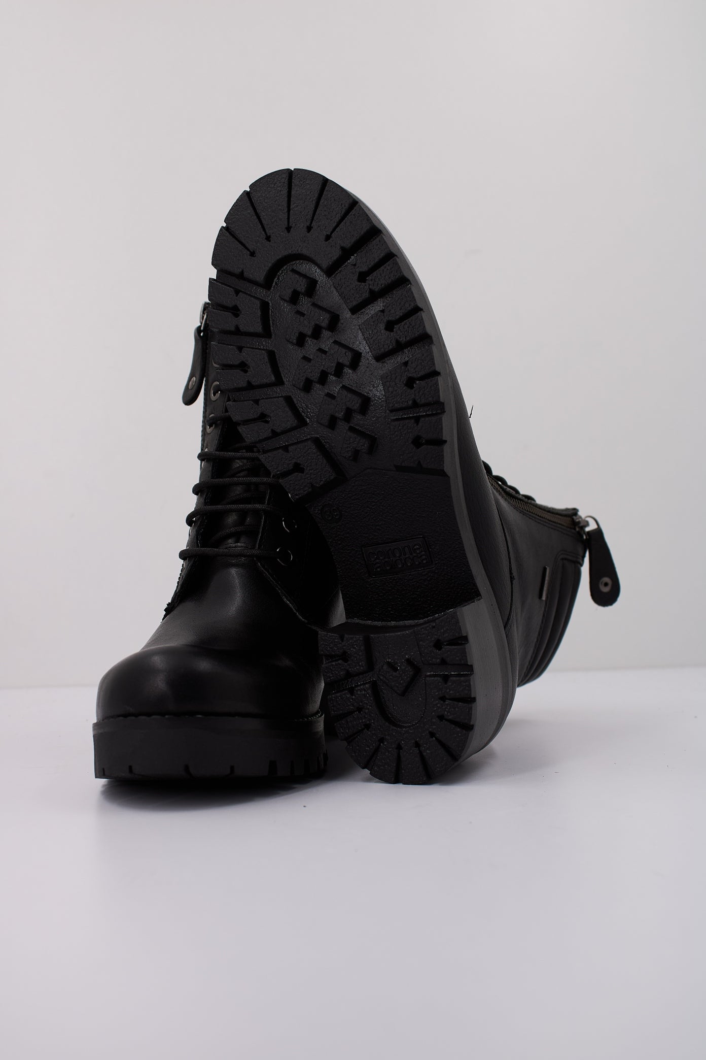 CORONEL TAPIOCCA C en color NEGRO (5)