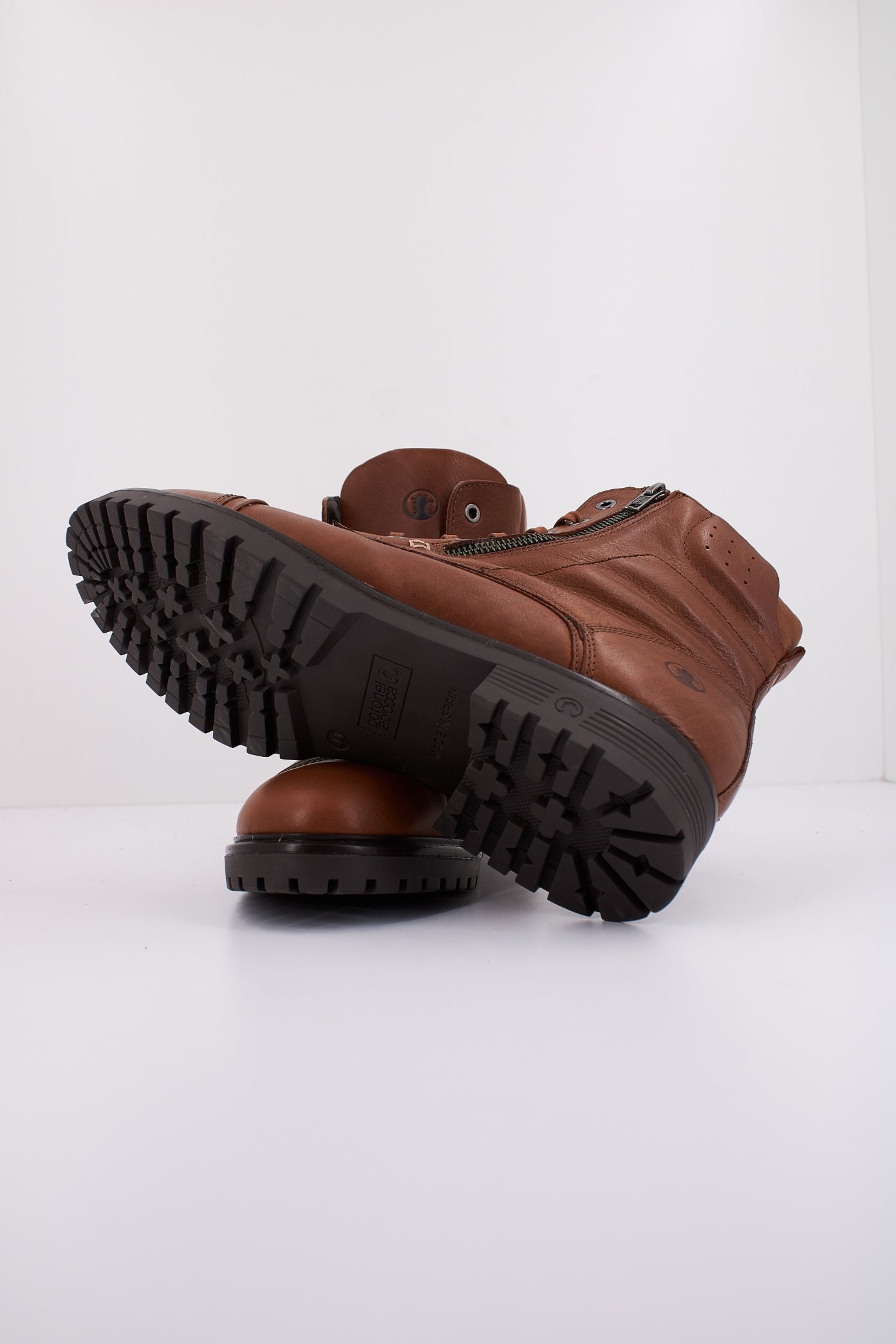 CORONEL TAPIOCCA C en color CUERO (5)