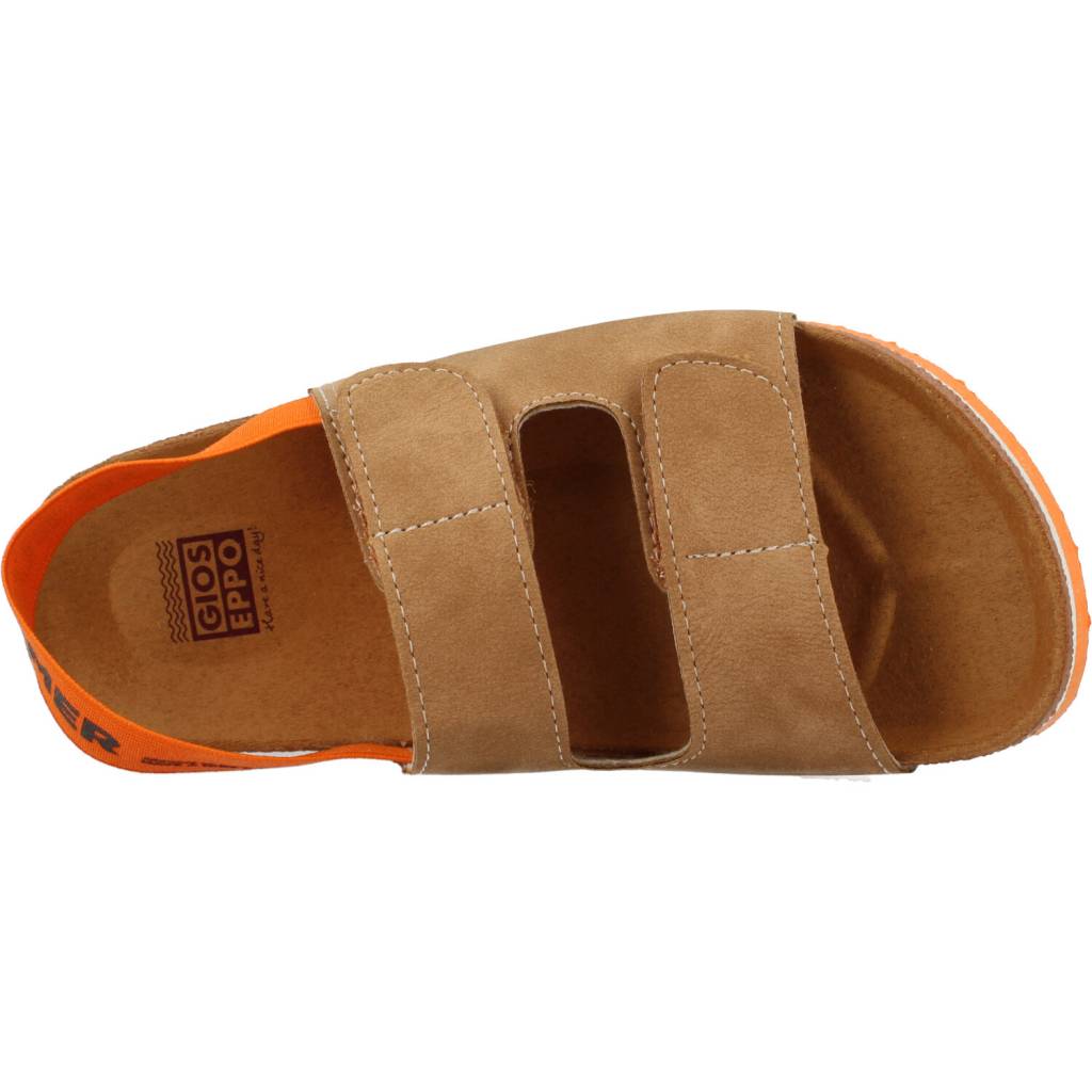 GIOSEPPO COURGIS en color CUERO (7)