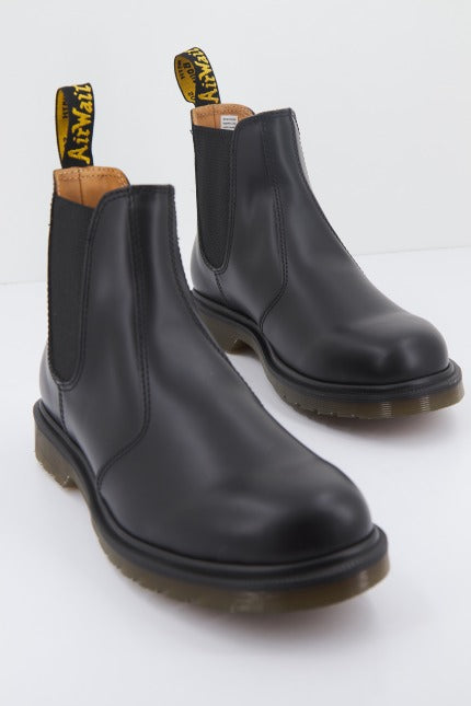 DR. MARTENS DM en color BLACK (2)