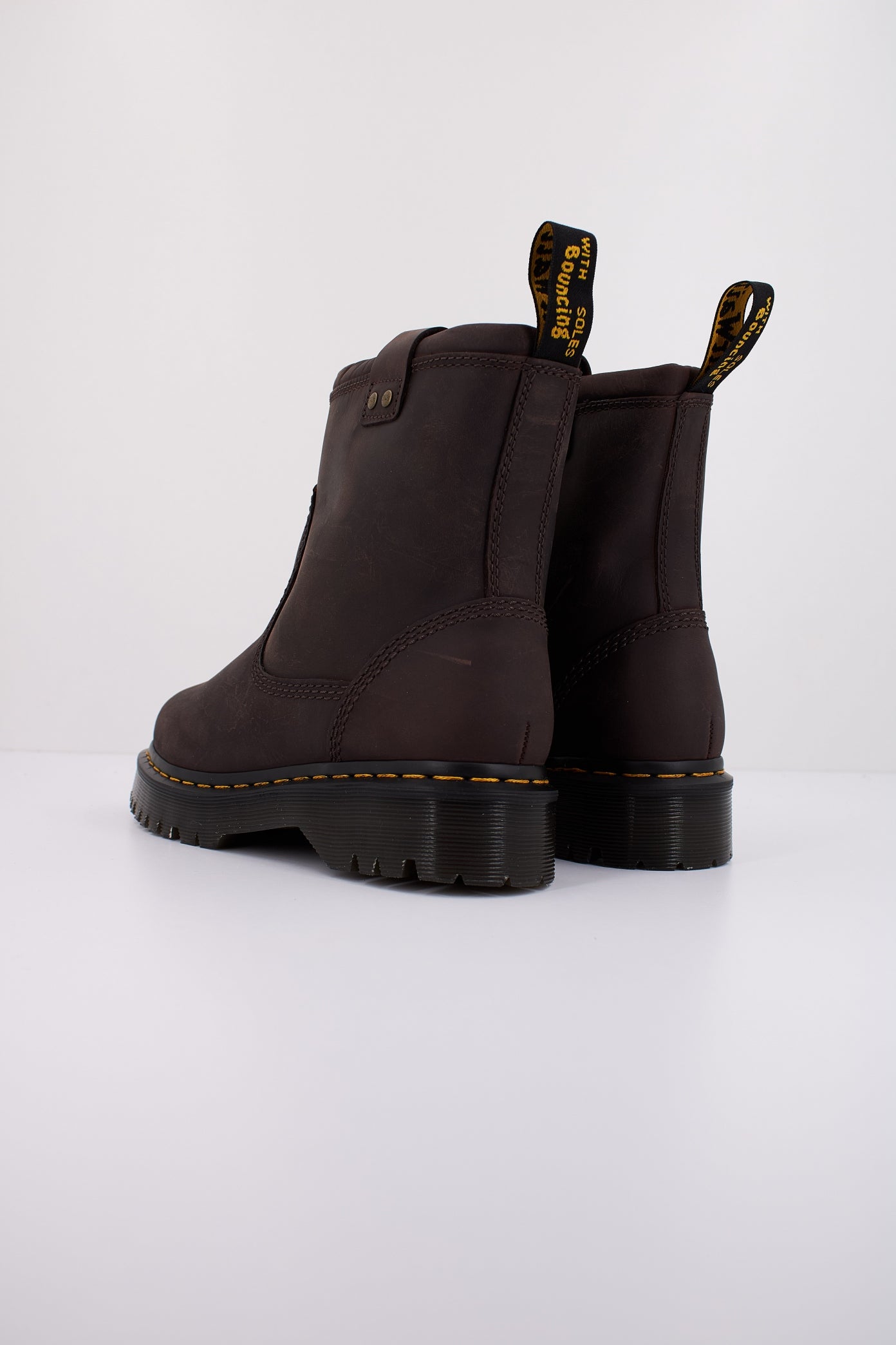 DR. MARTENS ANISTONE LO en color DARK (4)