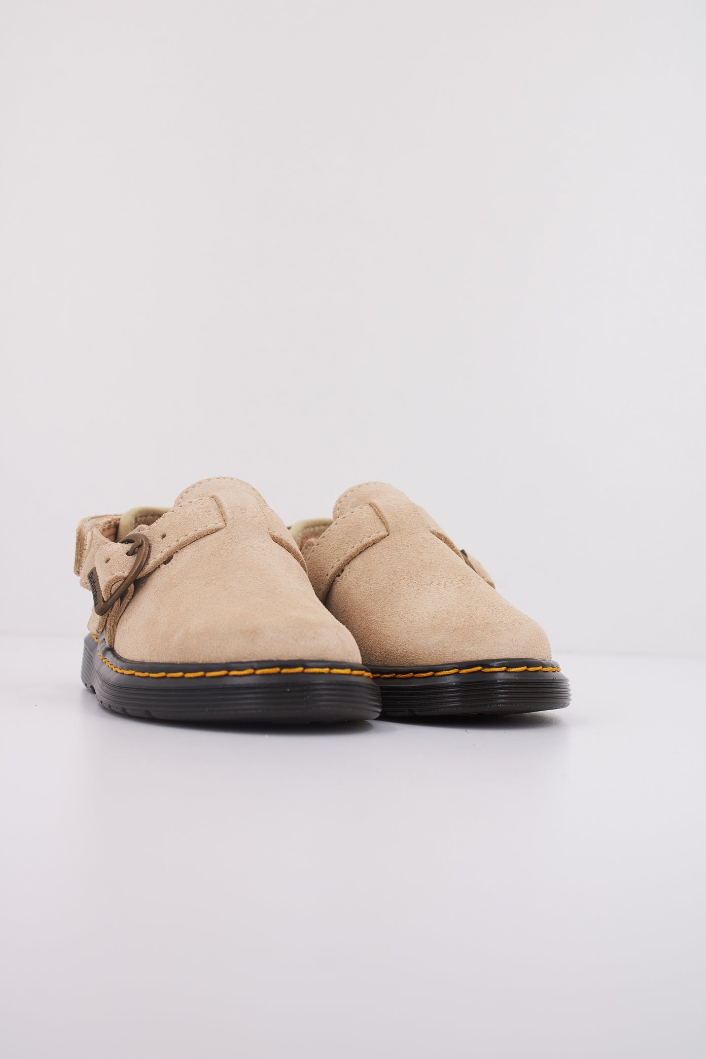 DR. MARTENS JORGIE T en color BRNXSE (2)