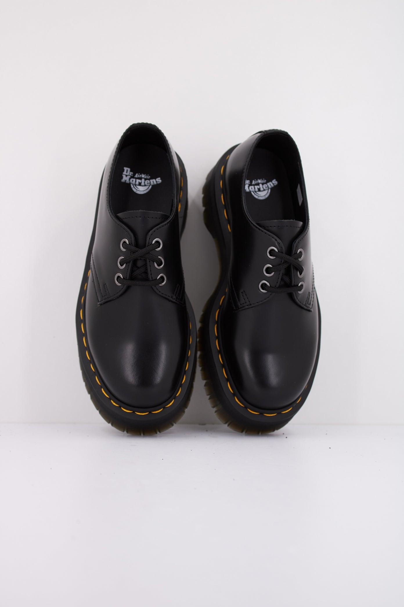 DR. MARTENS PLATAFORMA QUAD en color BLACK (3)