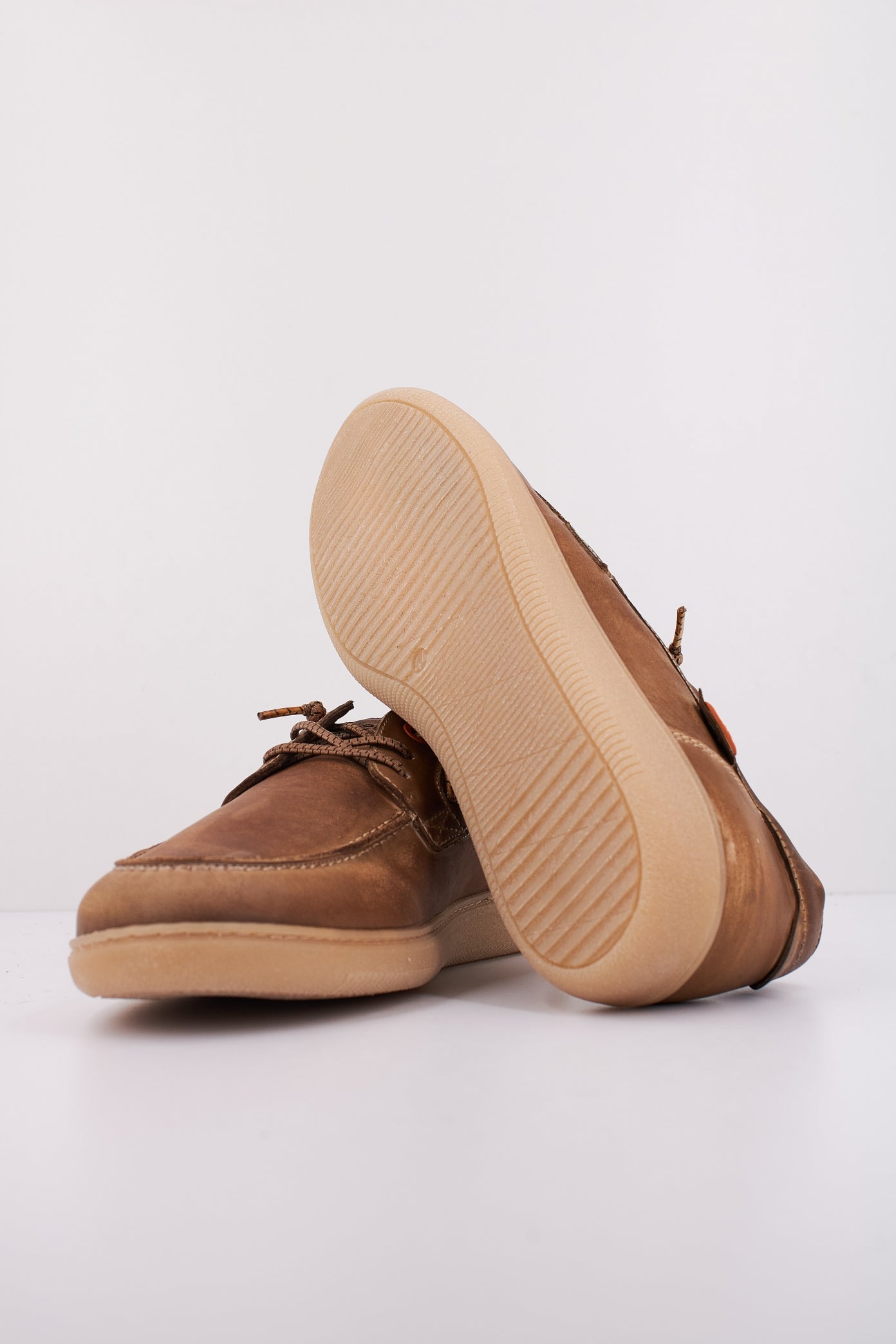 CETTI CUSED V en color CUERO (5)