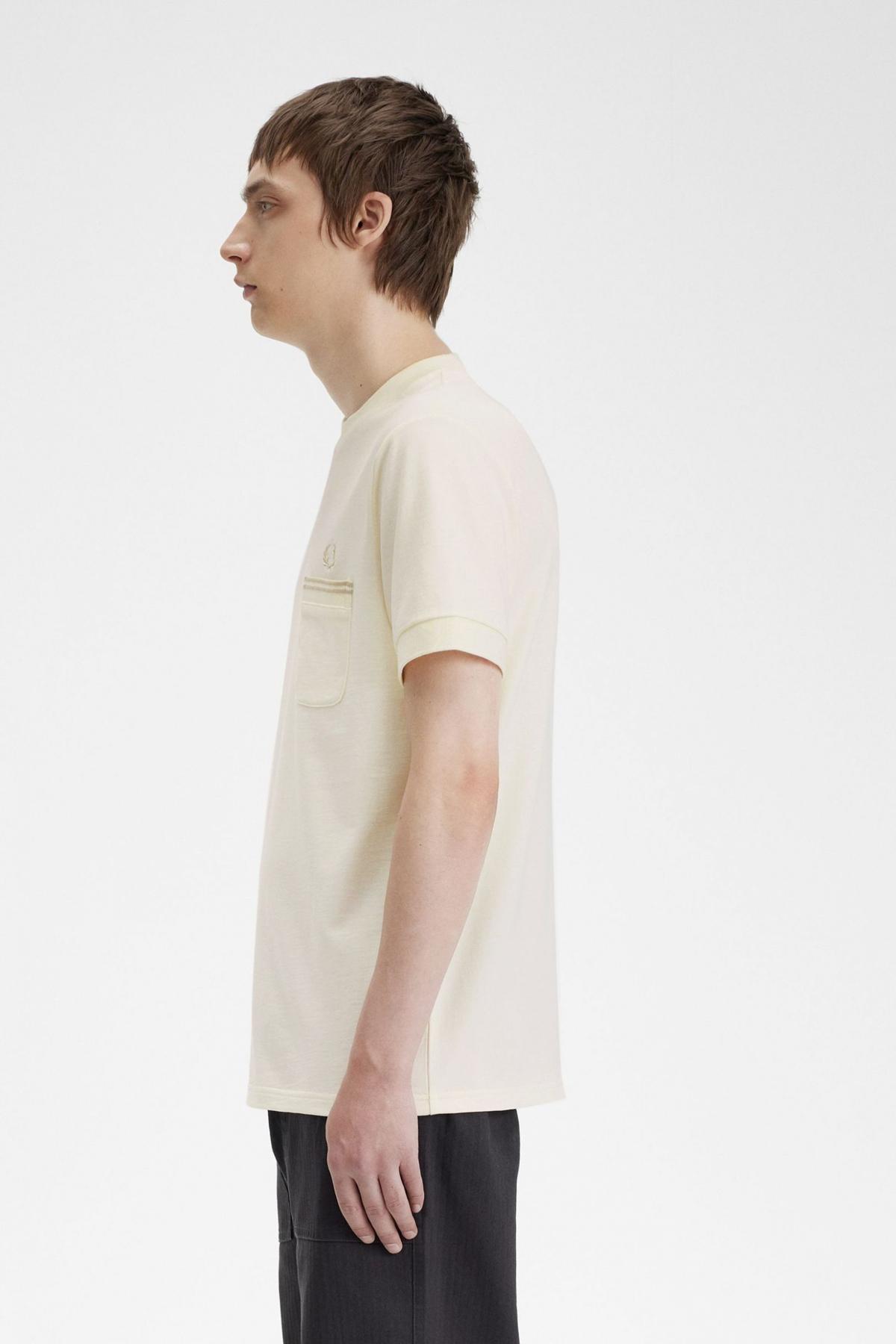 FRED PERRY MFP en color ECRU (3)