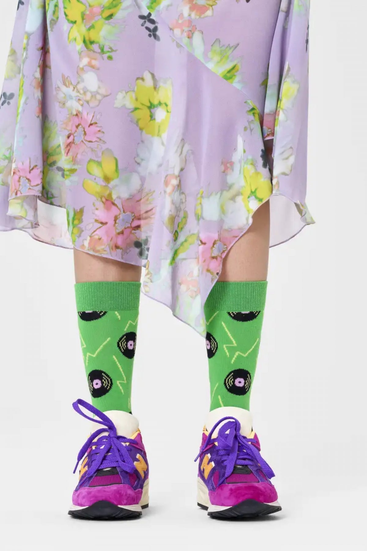HAPPY SOCKS VINYL GREEN SOCK en color (2)