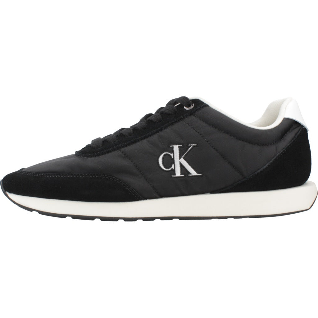 CALVIN KLEIN RETRO RUNNER ESS MIX en color BLKWHT (2)