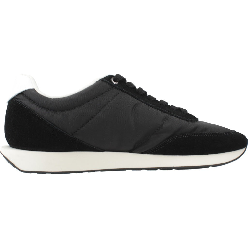 CALVIN KLEIN RETRO RUNNER ESS MIX en color BLKWHT (4)