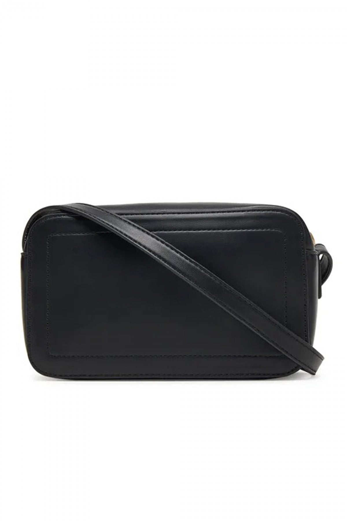 CALVIN KLEIN RAISED CK CAMERA BAG en color BLACK (2)