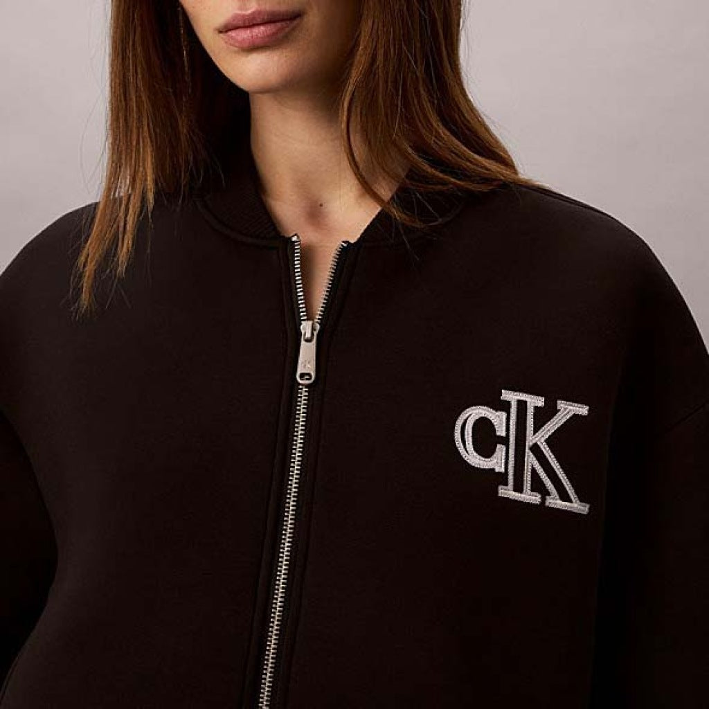 CALVIN KLEIN LVAB CROPPED S en color UB (6)