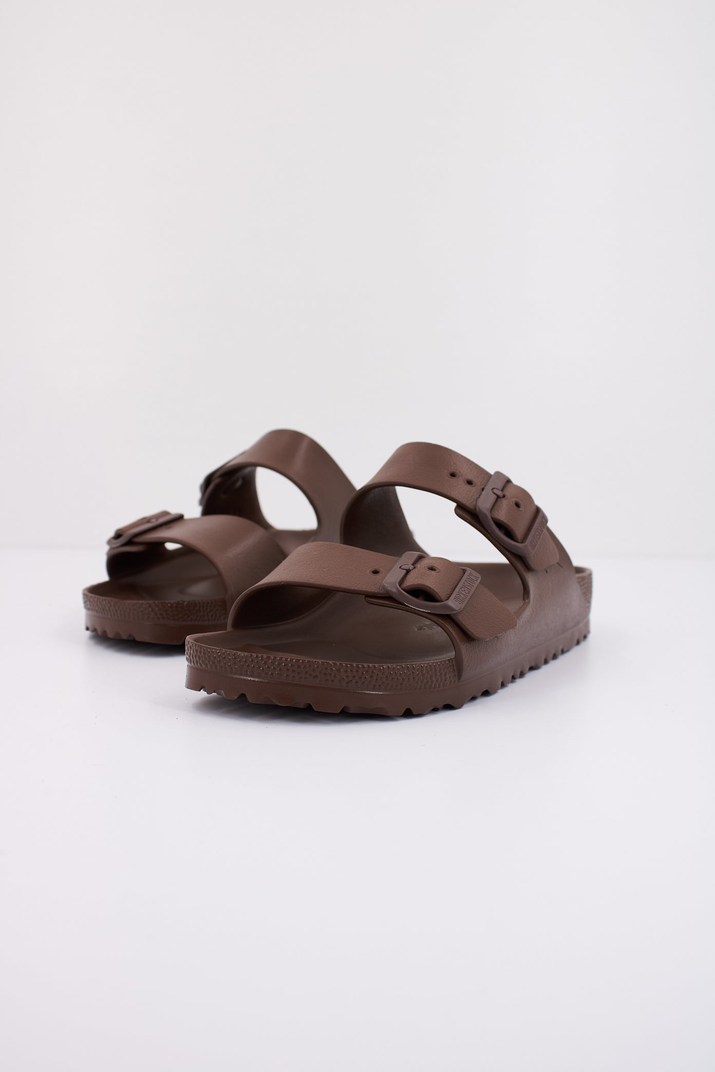 BIRKENSTOCK ARIZONA EVA en color ROAST (2)