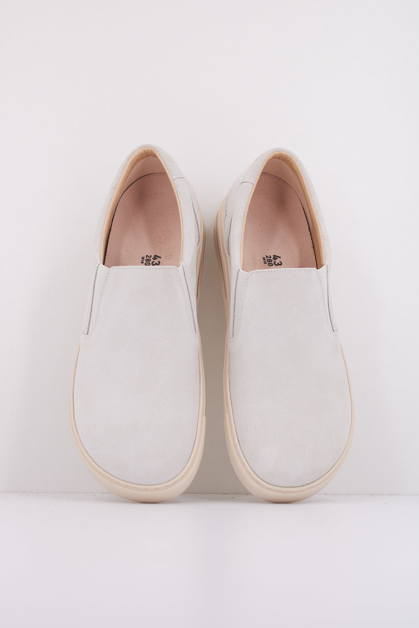 BIRKENSTOCK OSWEGO en color ANTWHT (3)