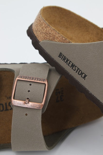 BIRKENSTOCK ARIZONA BF en color STONE (4)
