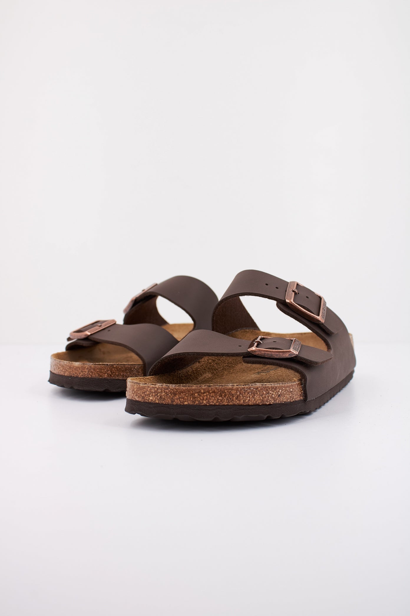 BIRKENSTOCK ARIZONA BS en color DUNKELBRAU (2)