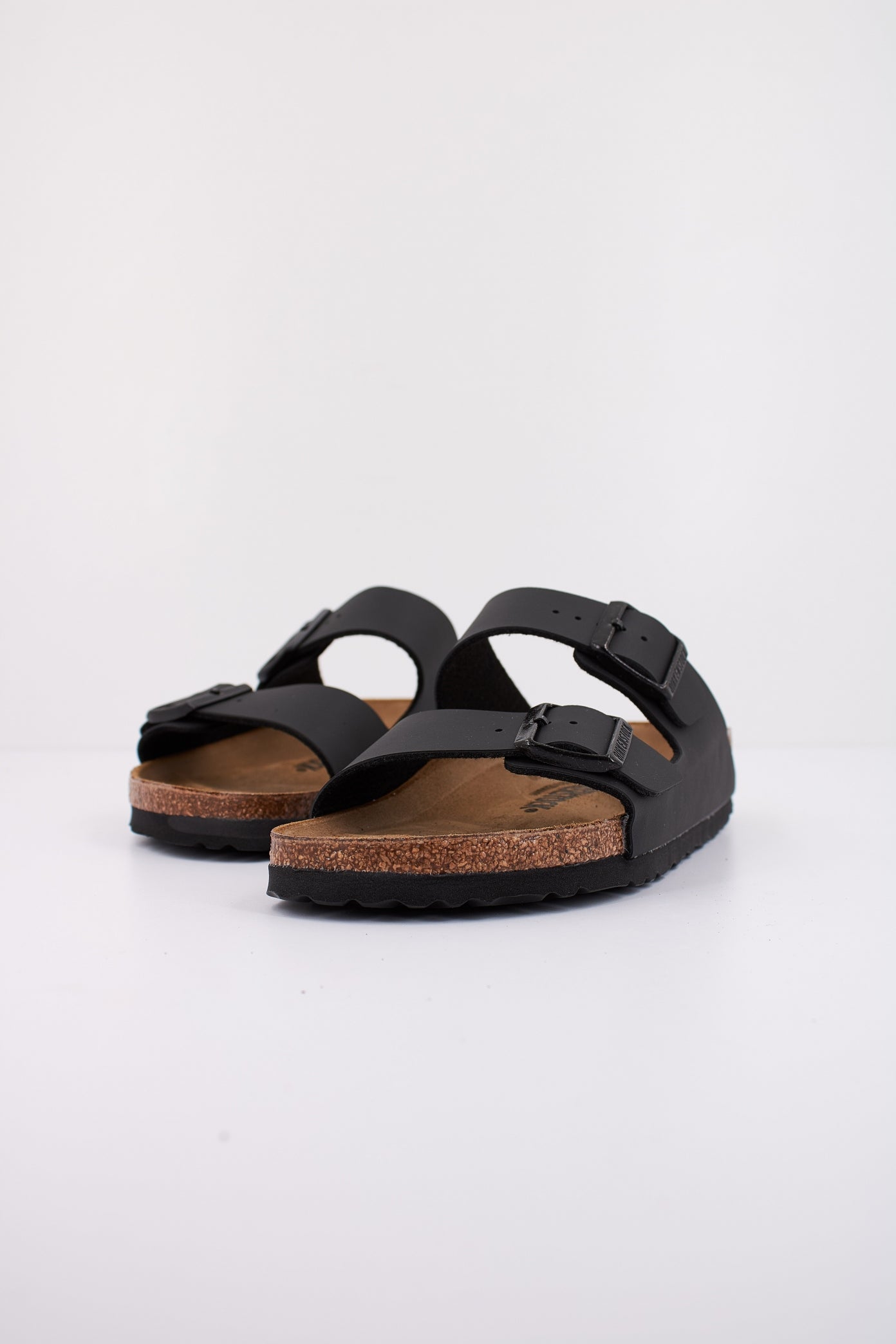 BIRKENSTOCK ARIZONA BF en color BLACK (2)