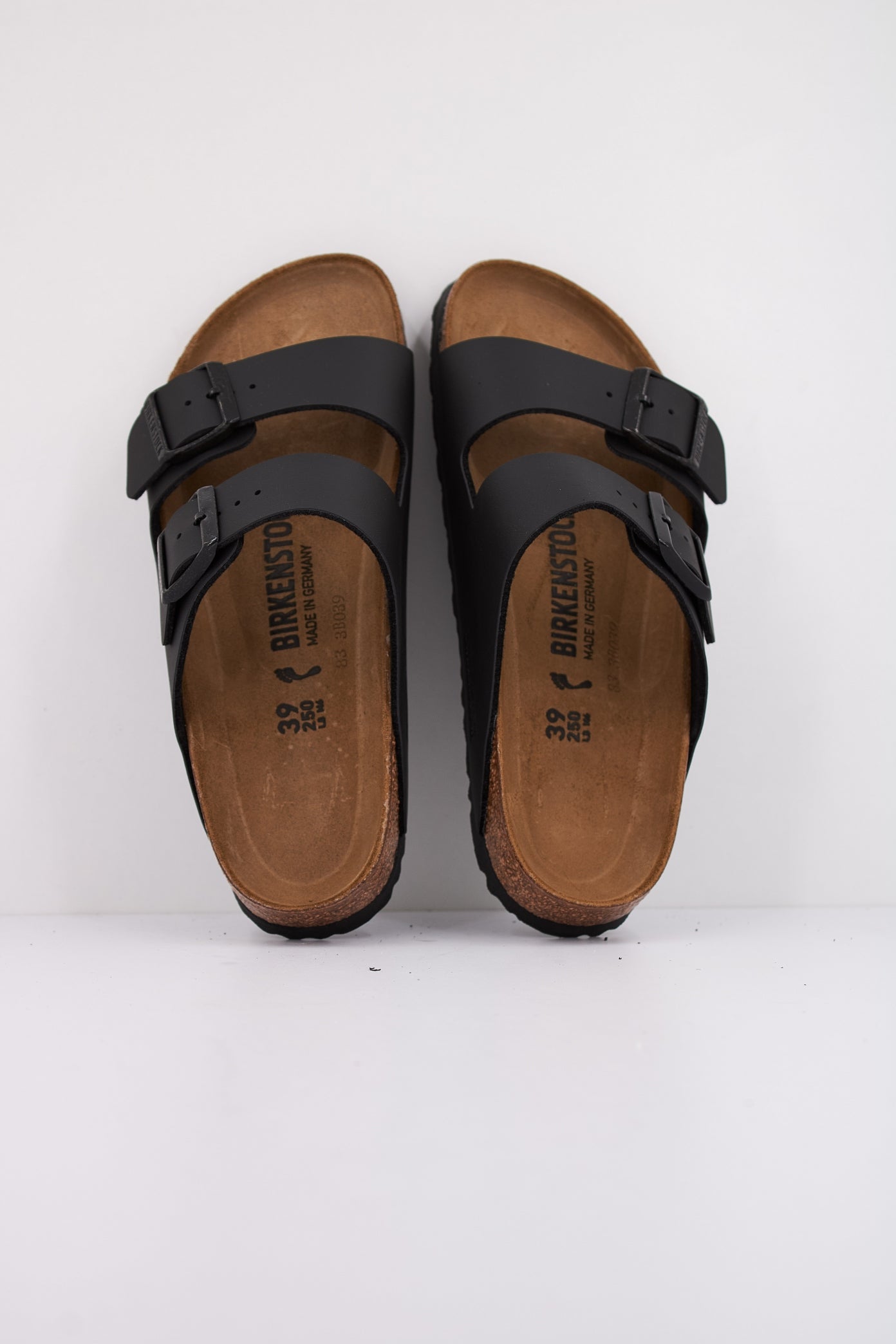 BIRKENSTOCK ARIZONA BF en color BLACK (3)