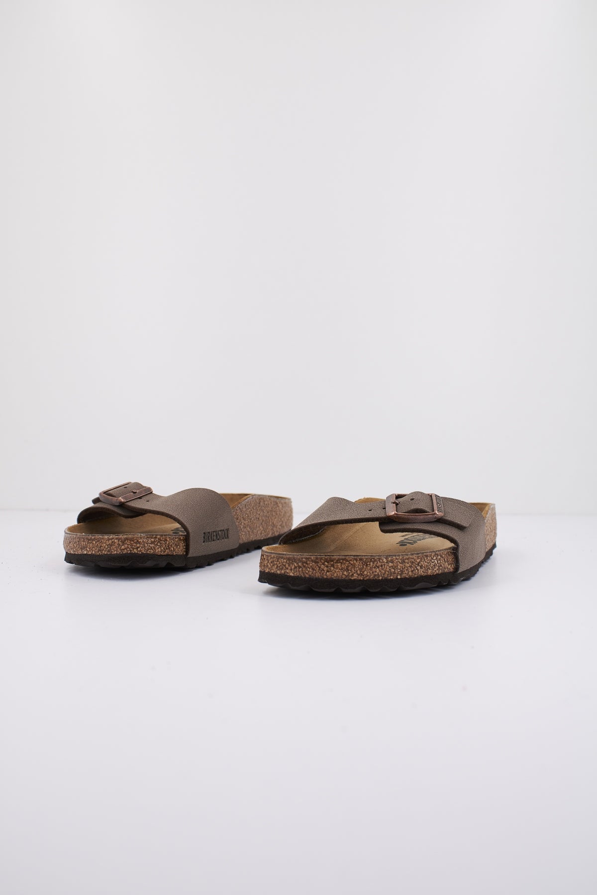 BIRKENSTOCK MADRID BS en color MOCHA (2)