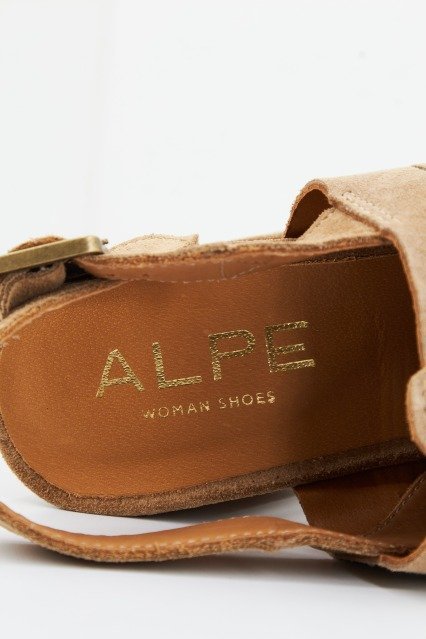 ALPE CHIARA en color CUERO (4)