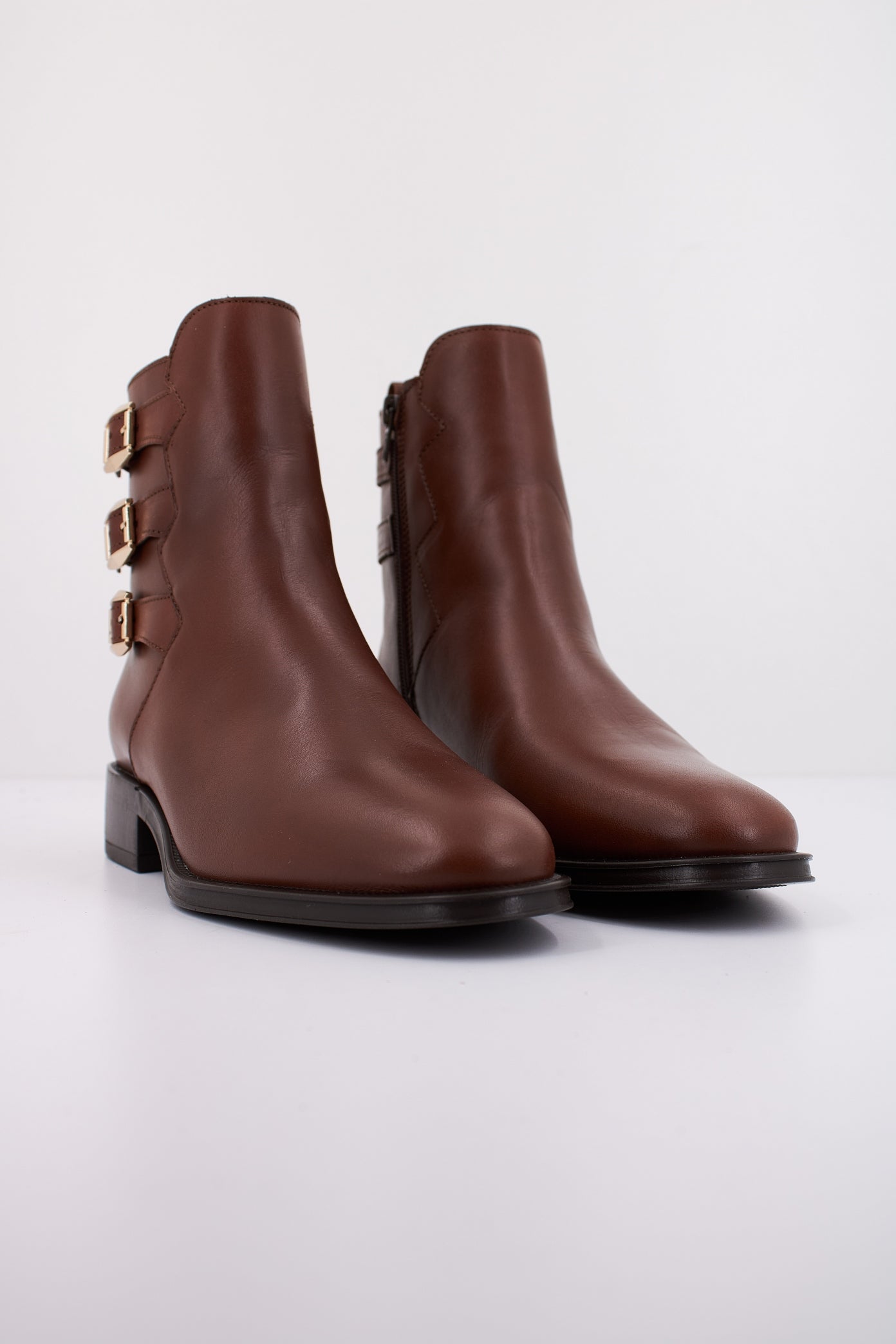 ALPE COUTURE en color BRANDY (2)