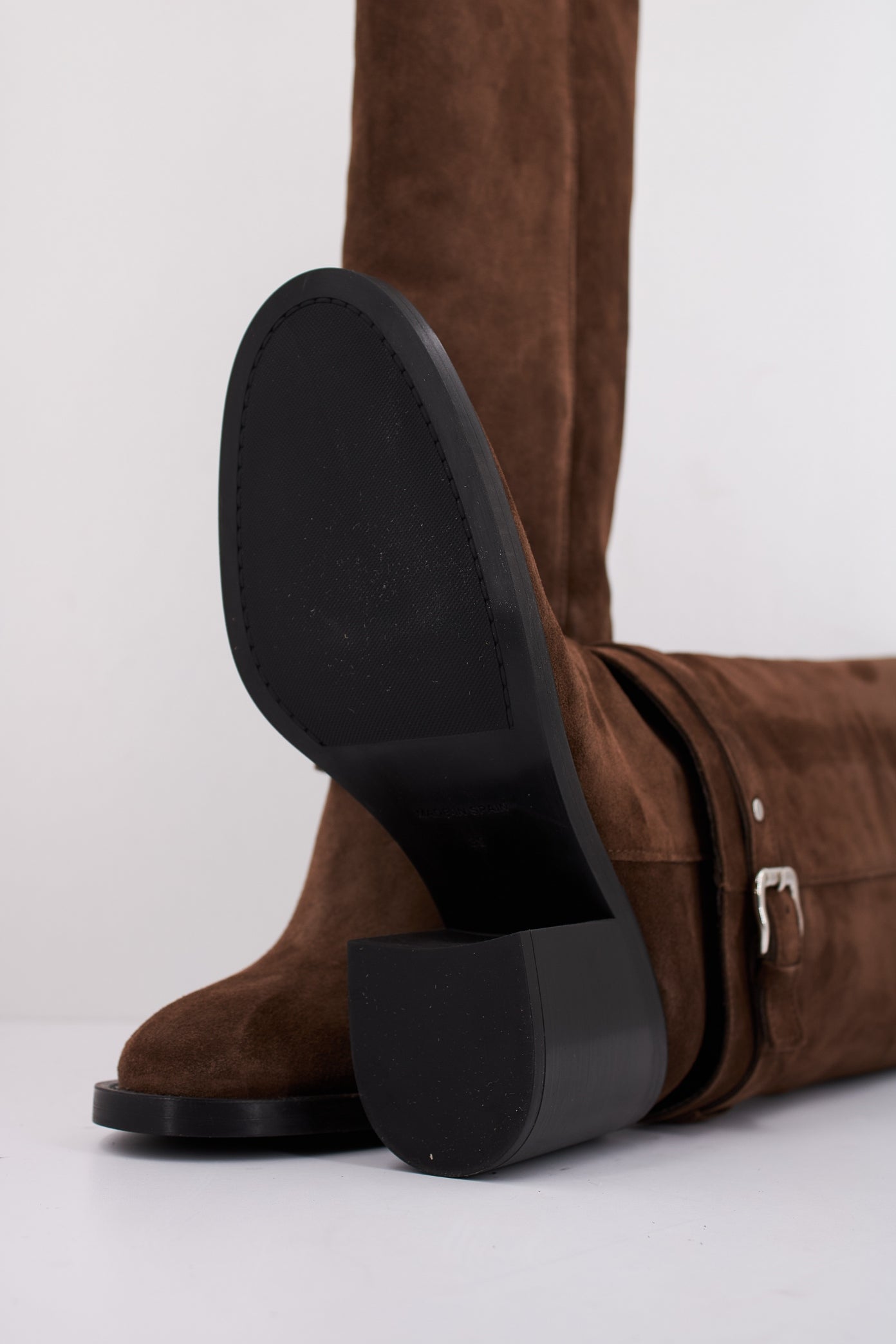 ALPE SELENA en color MUSTNG (5)