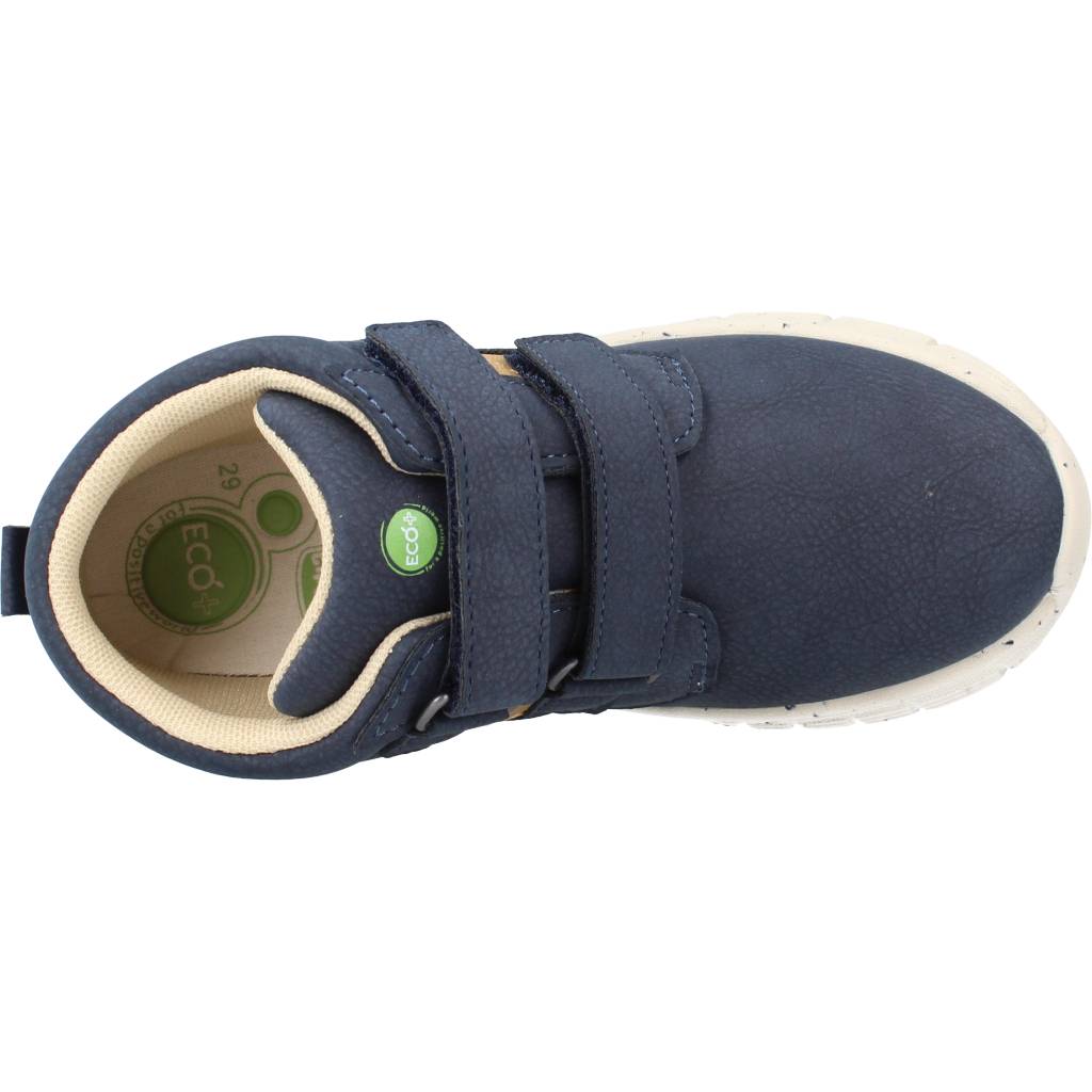 CHICCO CONOR en color (7)