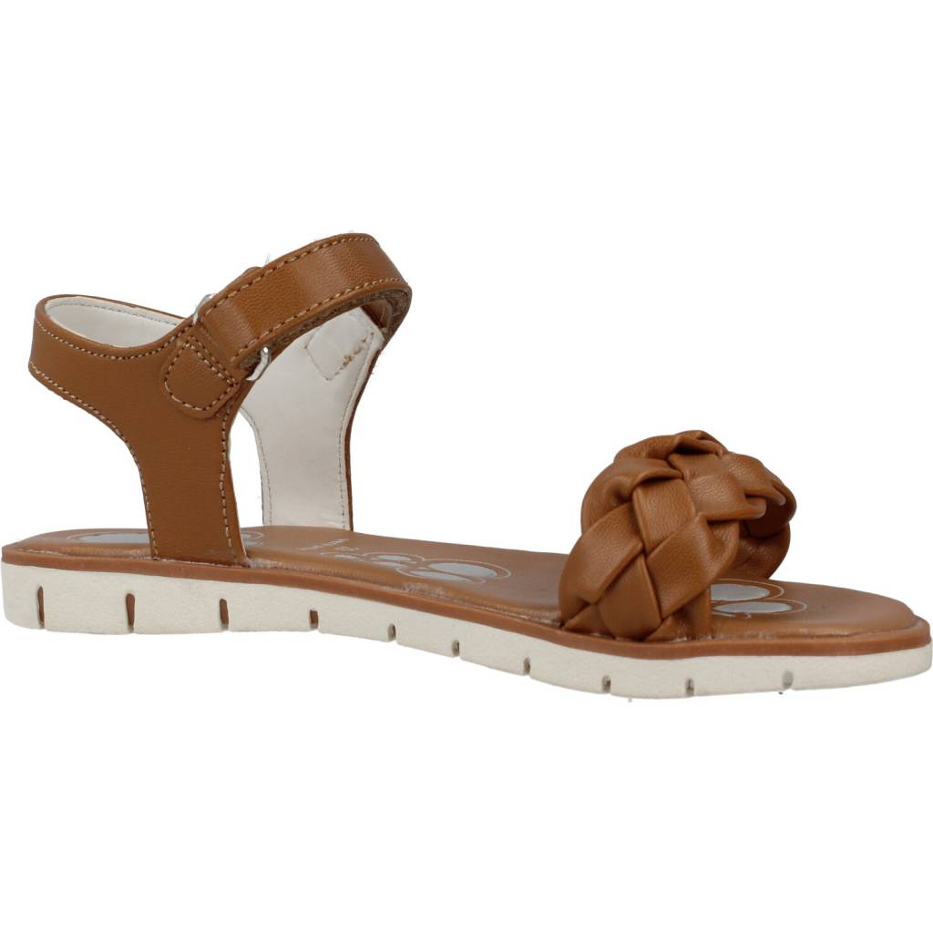 CHICCO CAMELIA en color (6)