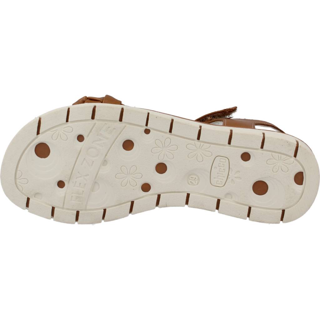 CHICCO CAMELIA en color (7)