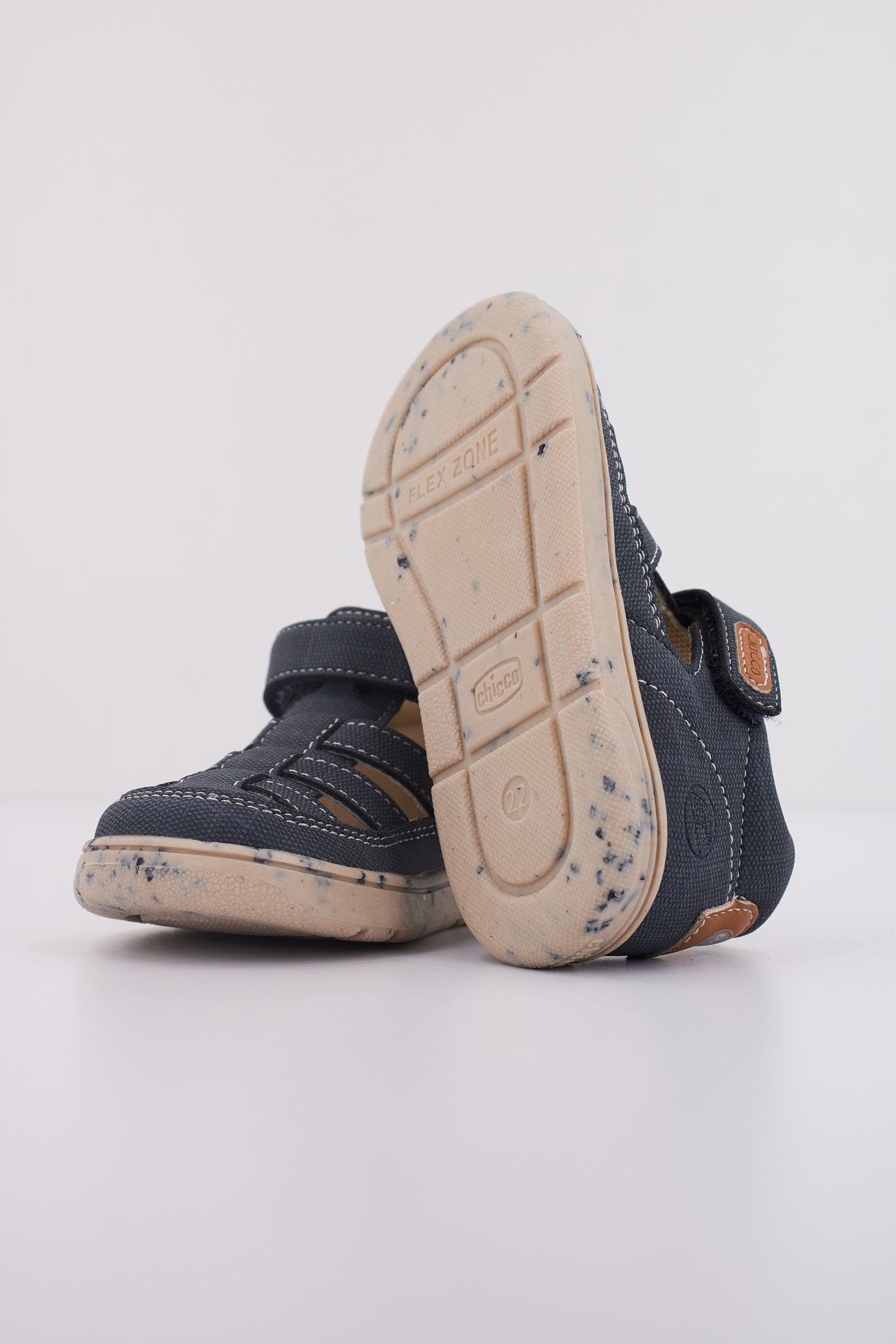 CHICCO GOSSIP en color (5)