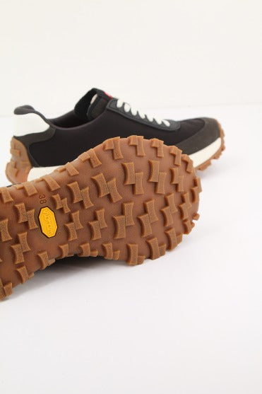 CAMPER DRIFT TRAIL en color NEGRO (4)