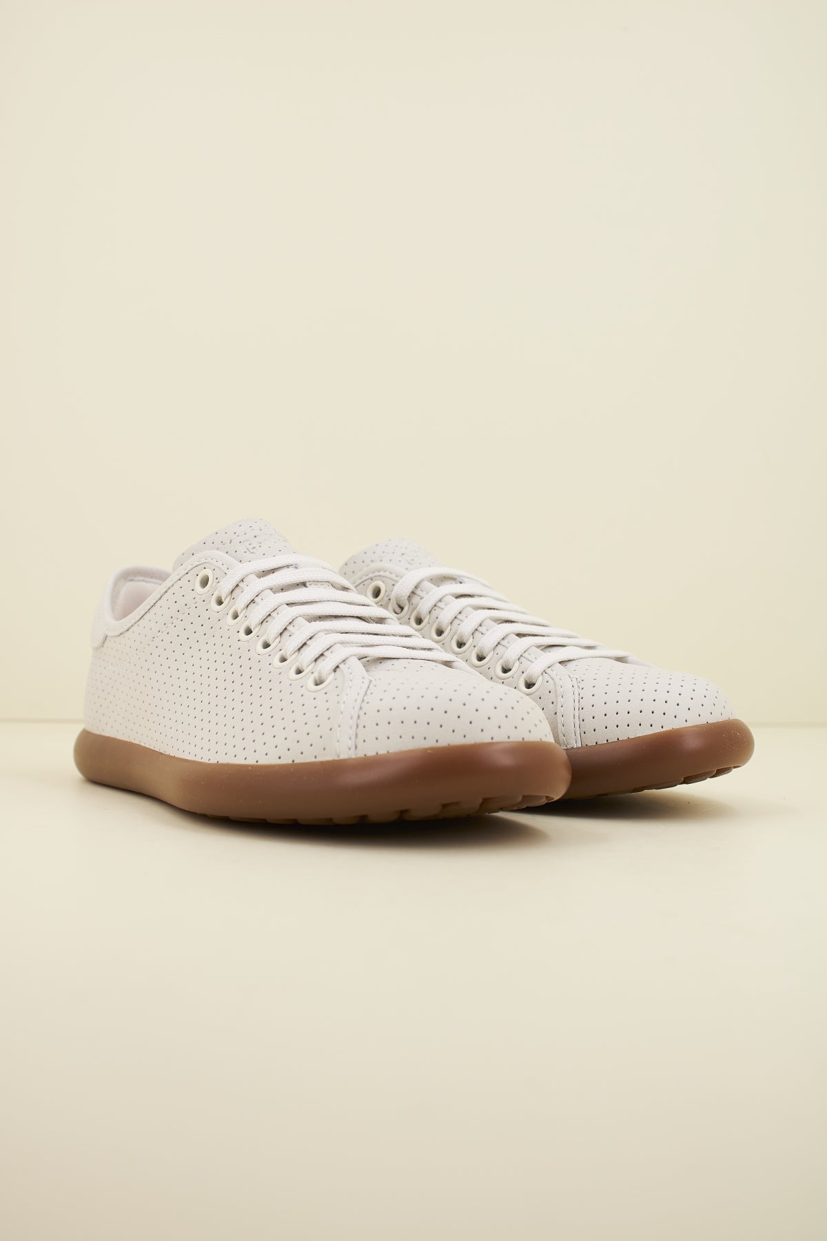 CAMPER PELOTAS SOLLER en color WHTNTRL (2)