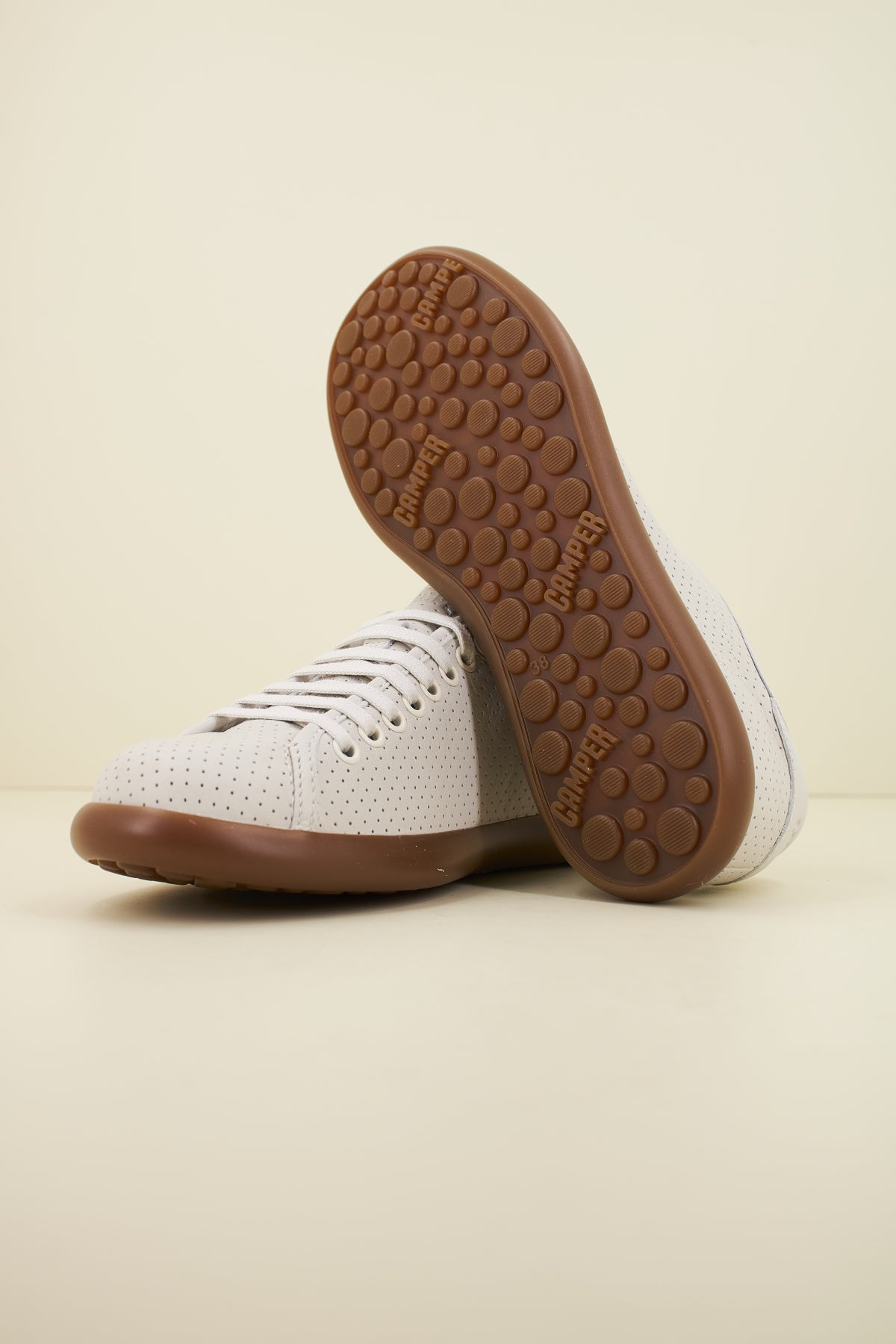 CAMPER PELOTAS SOLLER en color WHTNTRL (4)