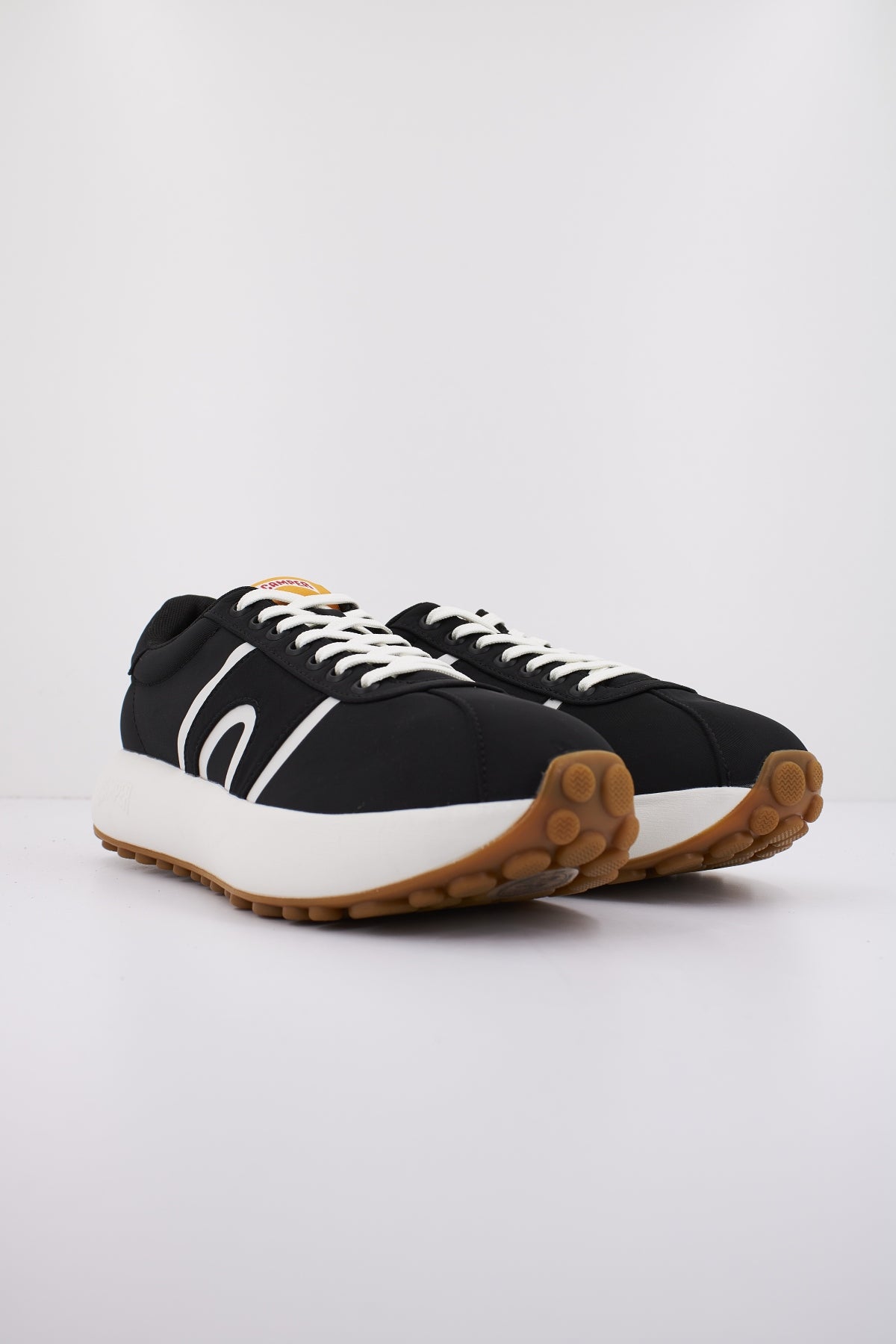 CAMPER PELOTAS ATHENS en color BLACK (2)