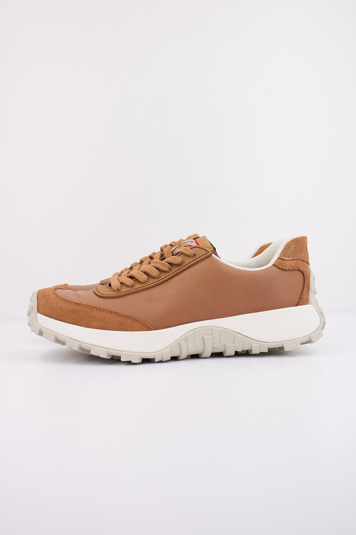 CAMPER DRIFT TRAIL en color MDMBRW (1)