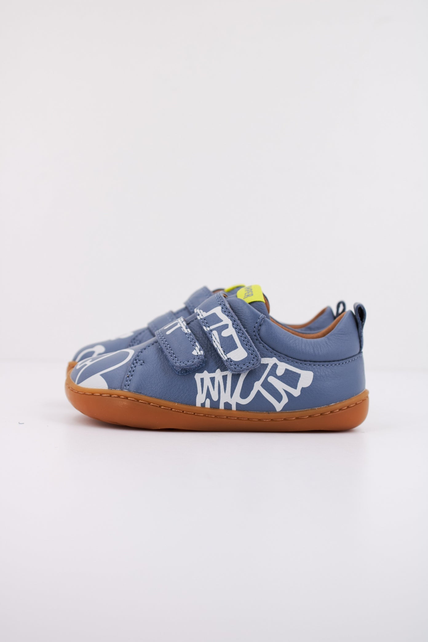 CAMPER TWS FW en color MLTCLR (1)