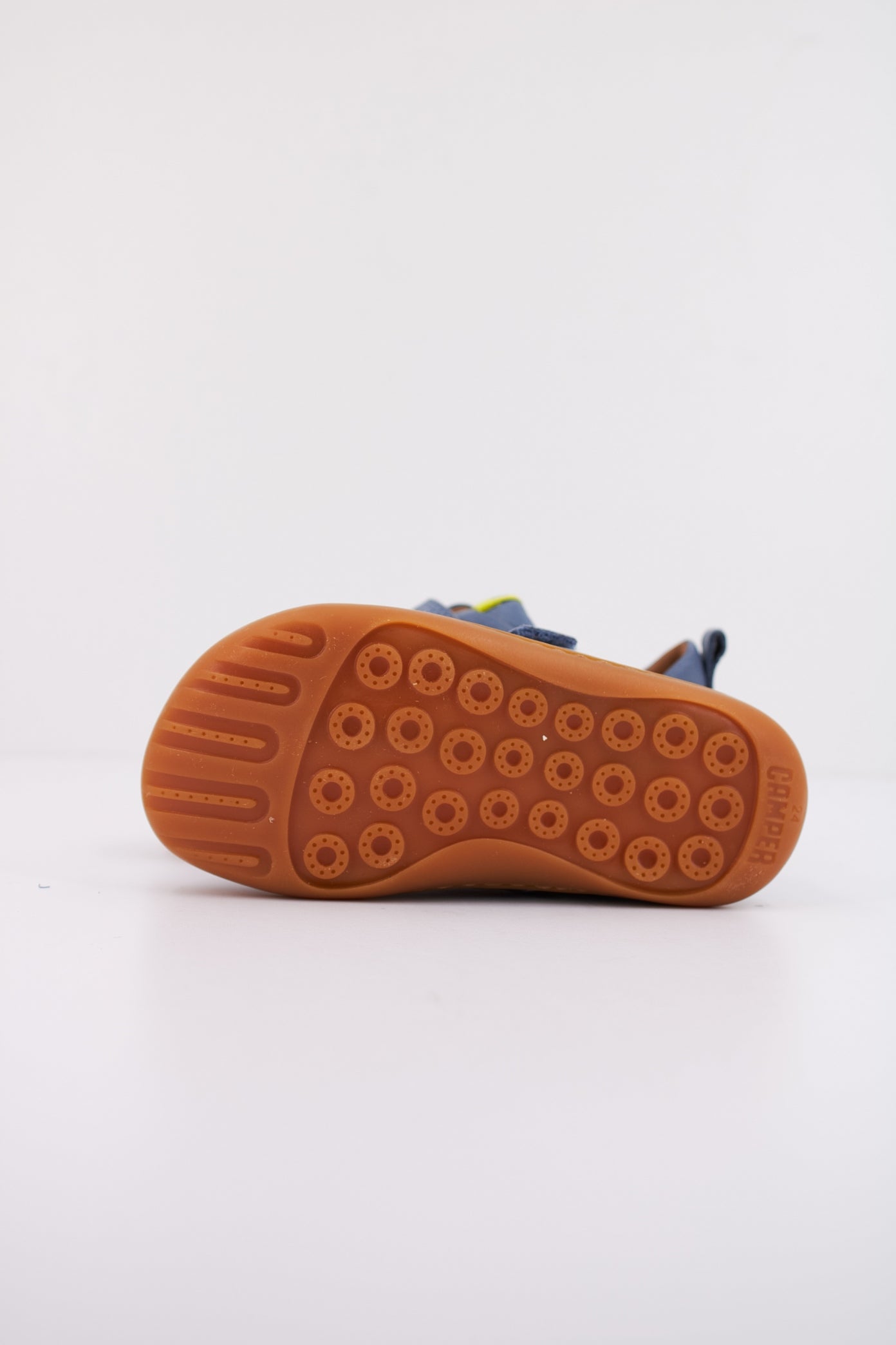 CAMPER TWS FW en color MLTCLR (5)
