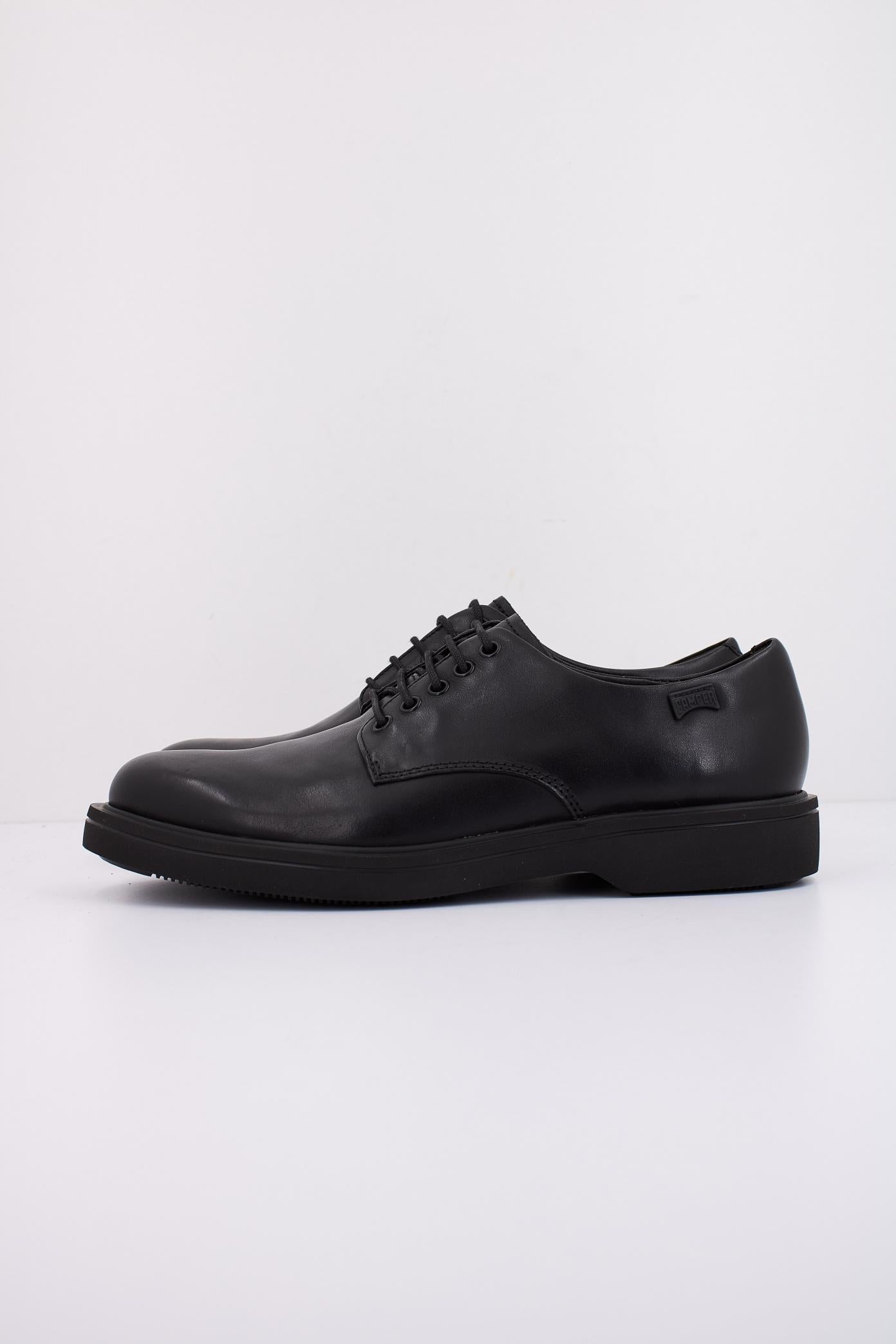 CAMPER NORMAN en color BLACK (1)