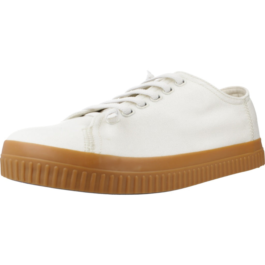 CAMPER PEU RODA en color BLANCO (1)