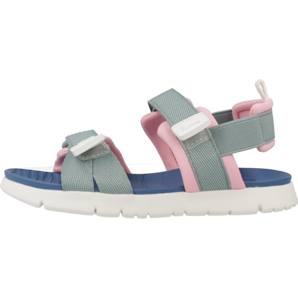 CAMPER ORUGA SANDAL en color VERDE (2)
