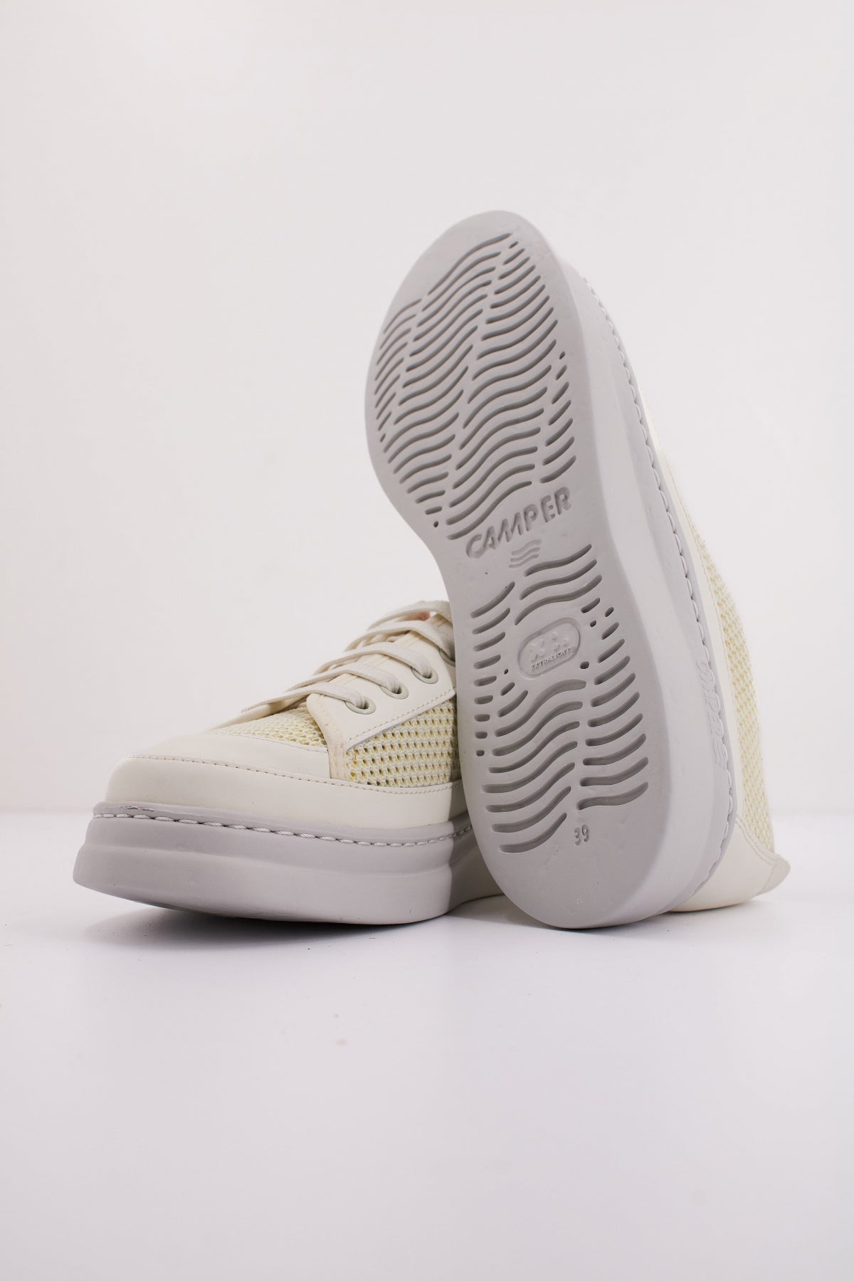 CAMPER K- en color BLANCO (5)