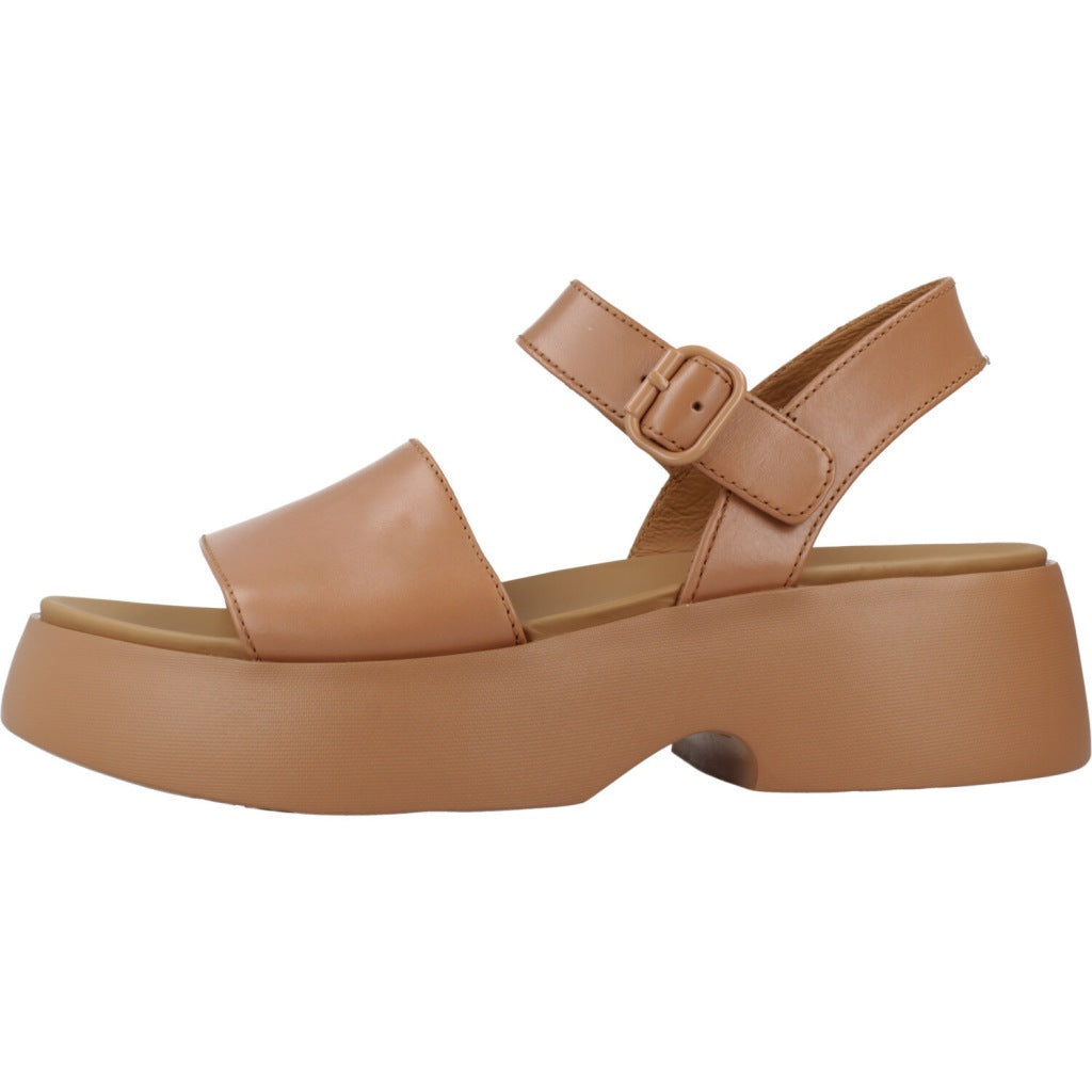 CAMPER TASHA en color NUDE (2)
