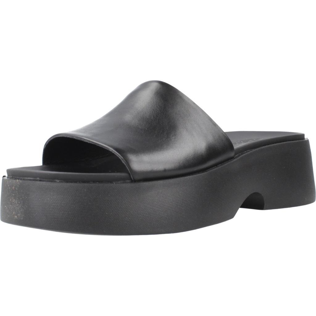 CAMPER TASHA en color NEGRO  (1)