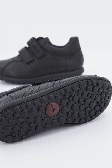 CAMPER   PELOTAS en color NEGRO  (4)