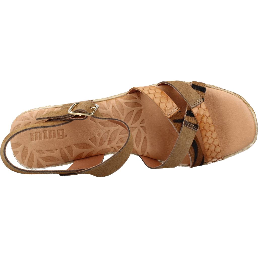 MTNG M en color C (7)