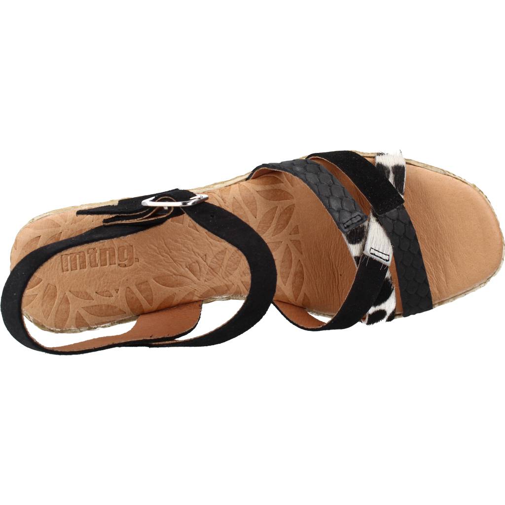 MTNG M en color C (7)