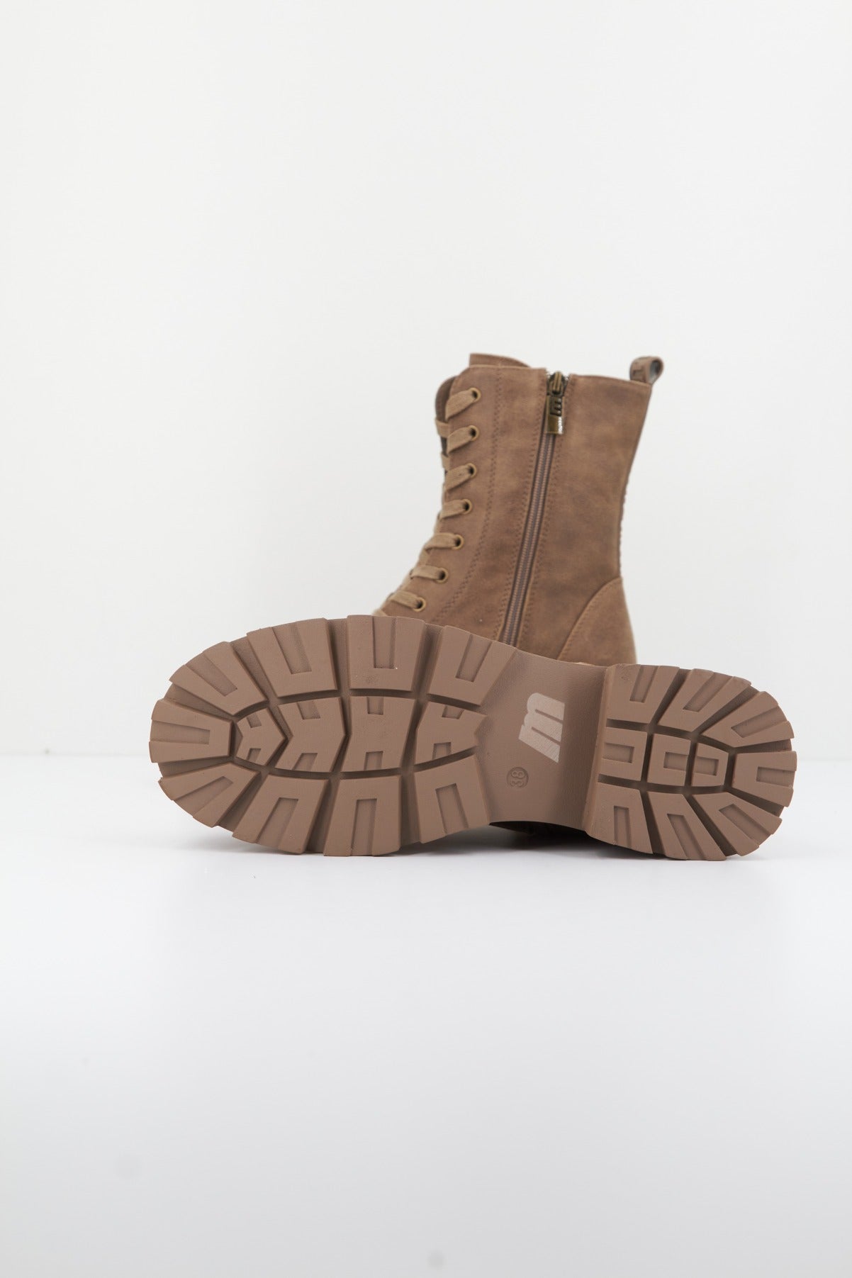 MTNG M en color C (4)