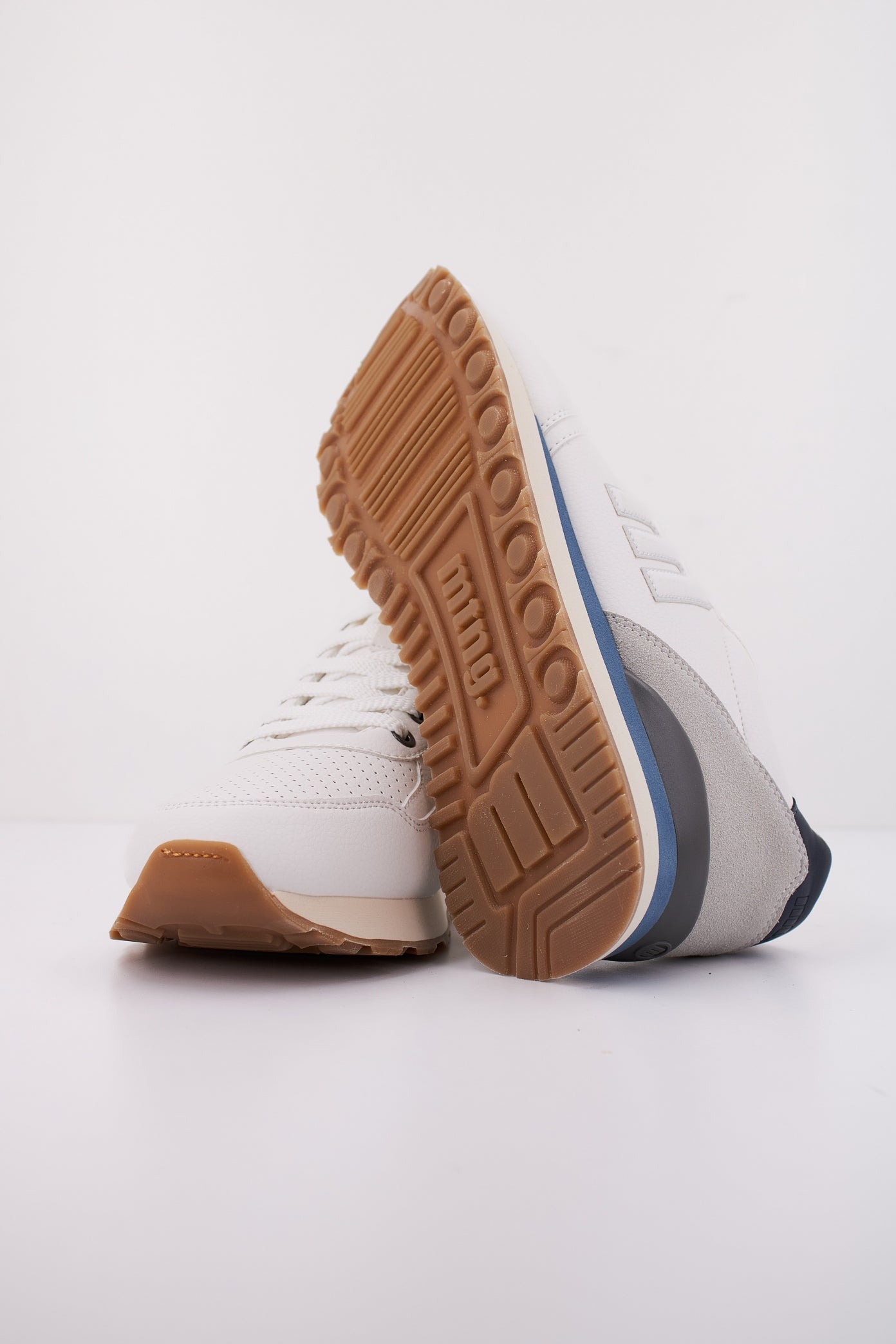 MTNG M en color C (5)