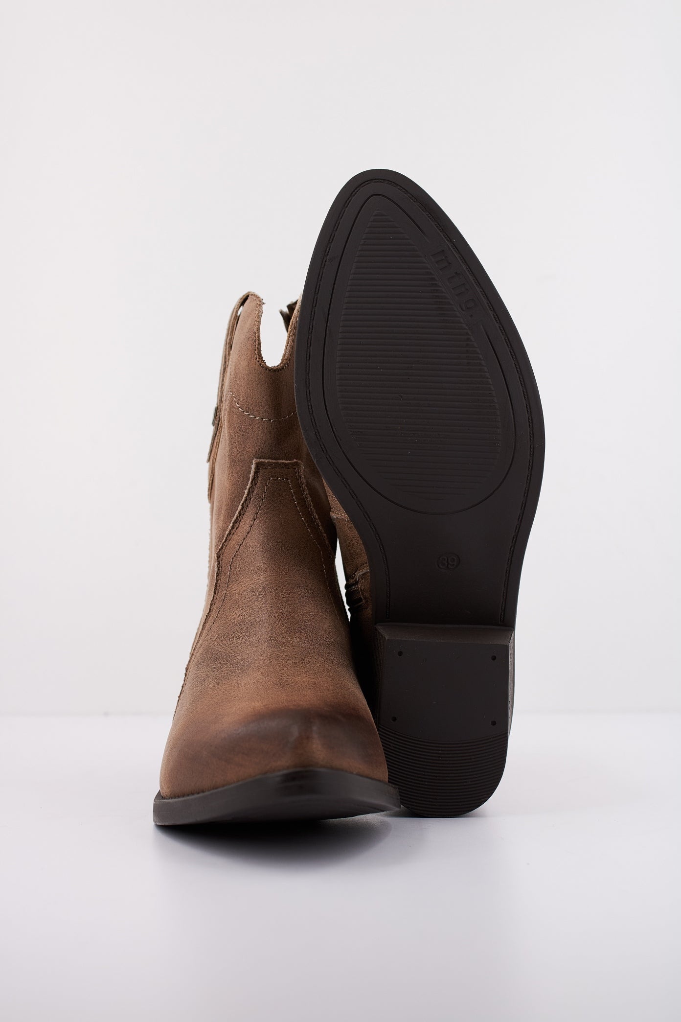 MTNG M en color C (5)