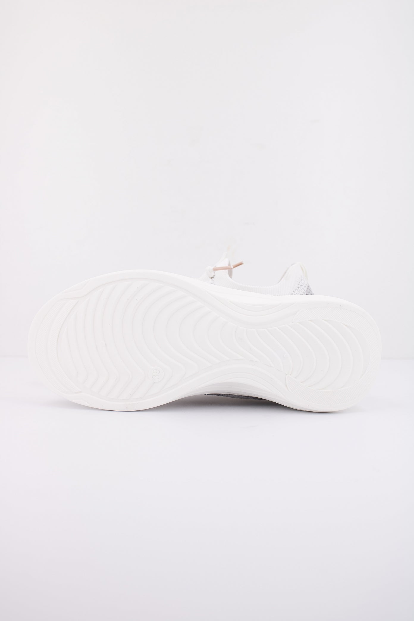 MTNG M en color C (5)