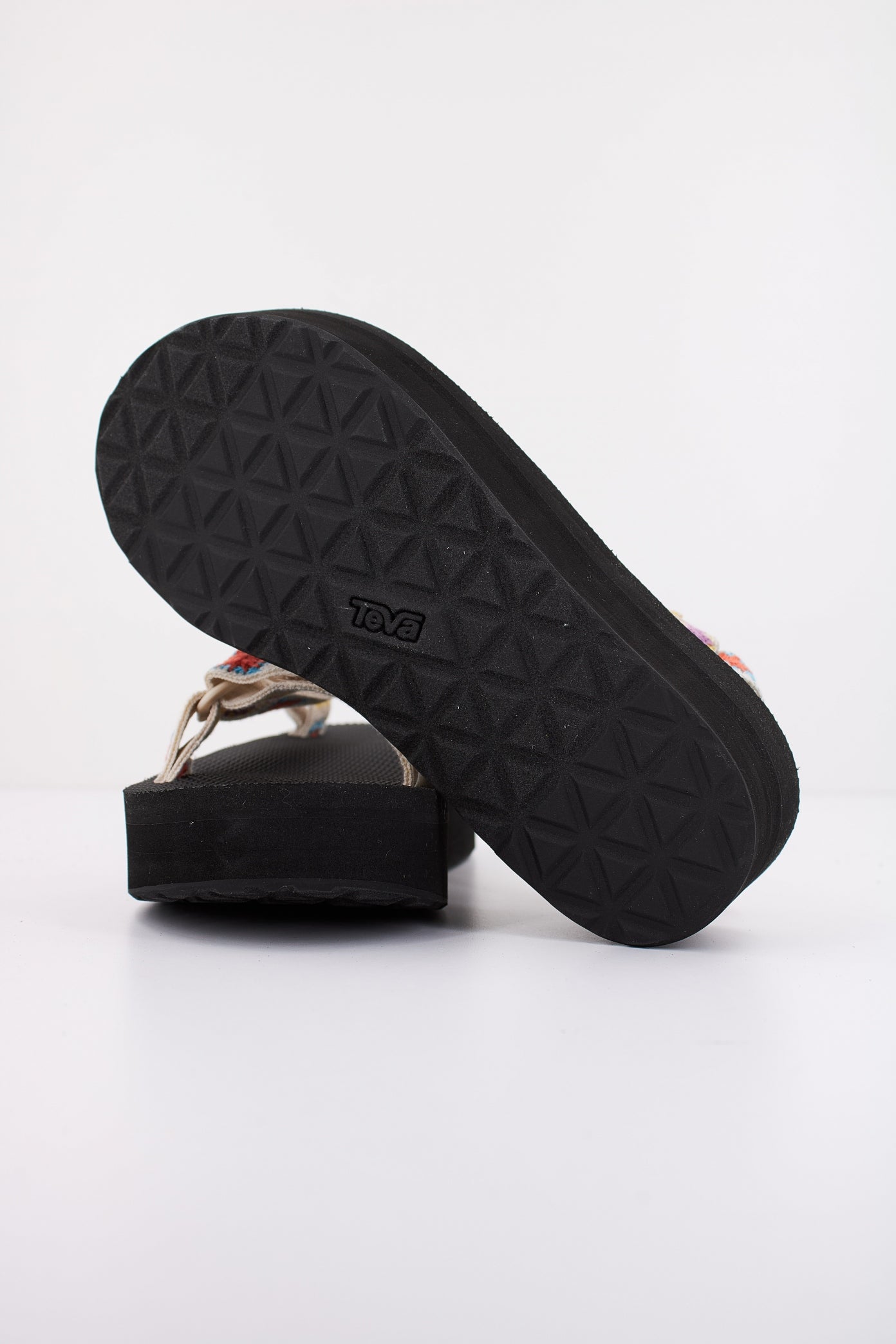 TEVA W FLATFORM UNIVERSAL en color EXP (4)