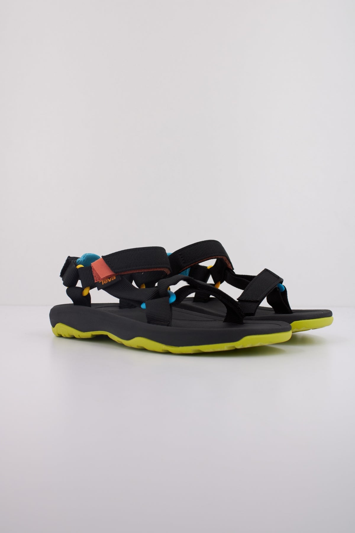 TEVA K HURRICANE XLT en color BLK  (2)
